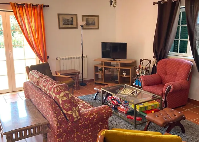 مزرعة للإقامة Casa Do Cabeco Benedita